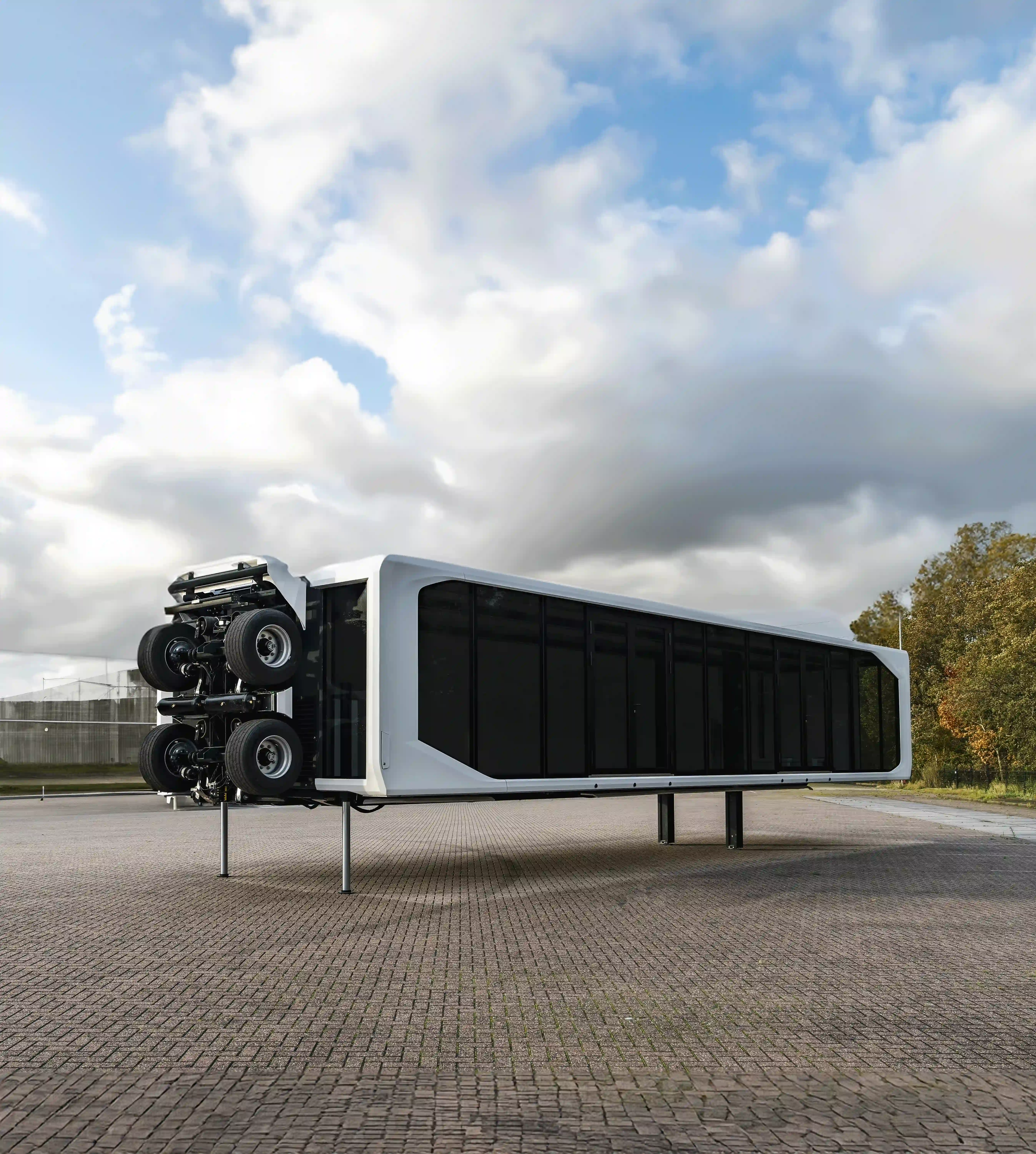 The Expandable Touchdown 44ft | Expand Your Horizons